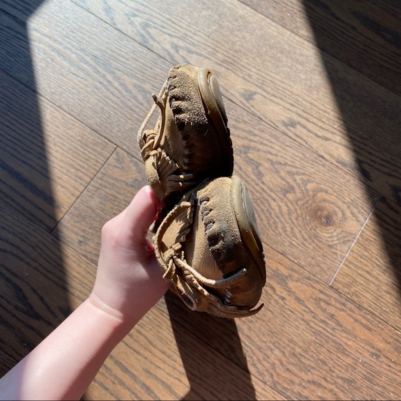 Minnetonka moccasins/flats/loafer size 6 brown suede leather - Picture 5 of 12